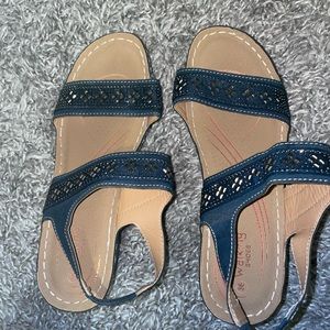 Prom/casual sandals